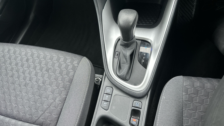 Toyota Yaris 1.5 Hybrid Icon 5dr CVT Hybrid Hatchback